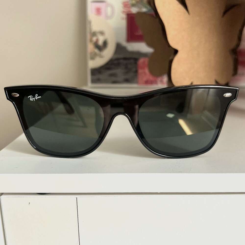 Ray-Ban Blaze Wayfarer Like New Black Sunglasses
